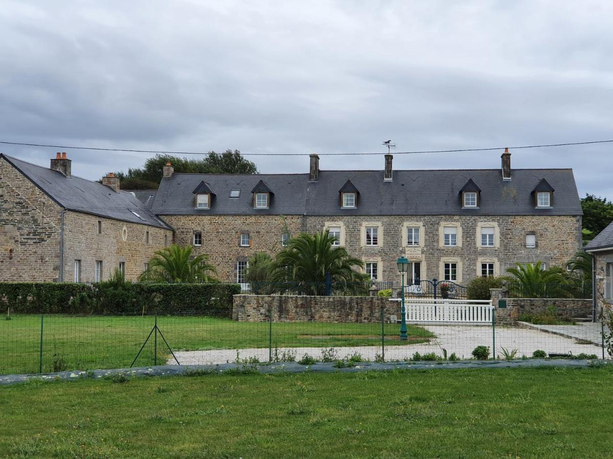 Chambres Du Logis De La Mare Du Parc Surtainville Exteriör bild