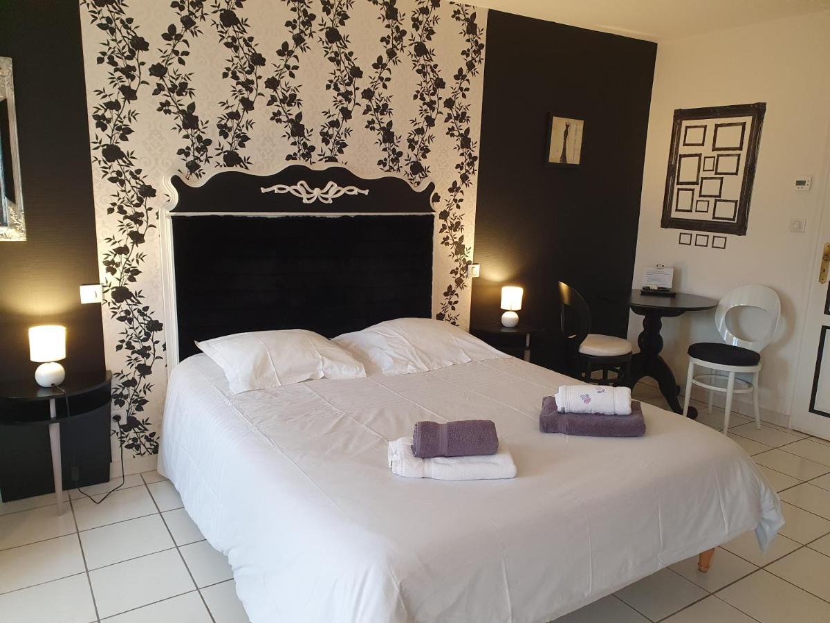 Chambres Du Logis De La Mare Du Parc Surtainville Exteriör bild